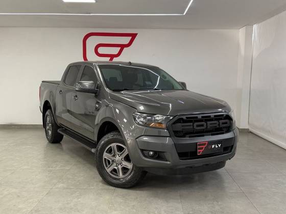 FORD RANGER 2.2 XLS 4X4 CD 16V DIESEL 4P AUTOMÁTICO